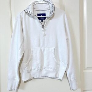 American Eagle Zipped up Hoodie Size M